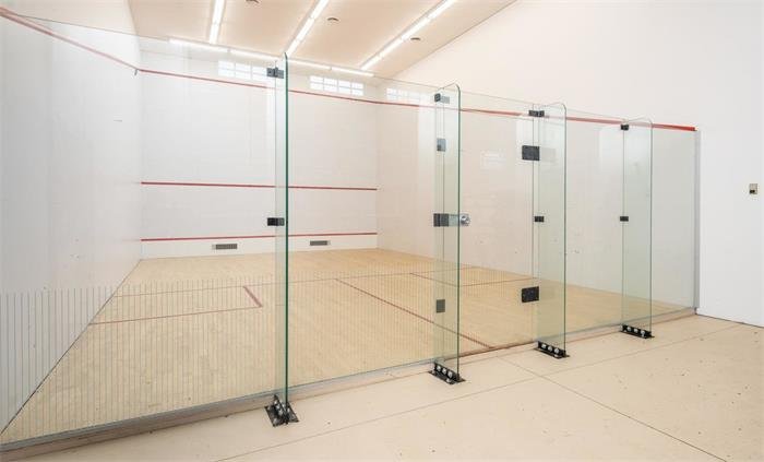racquetball-court-tempered-glass-fence